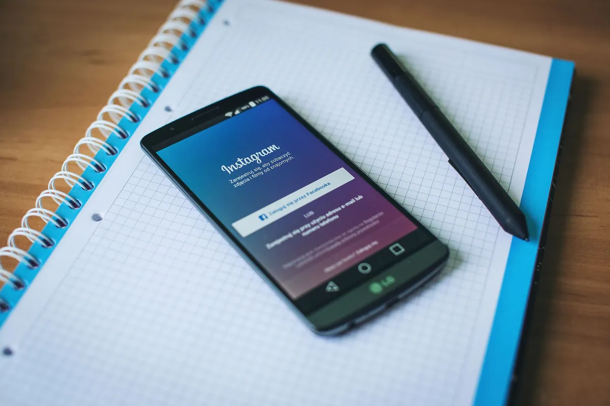 Descubra 10 Perfis Imperdíveis no Instagram para Aprender Língua Portuguesa